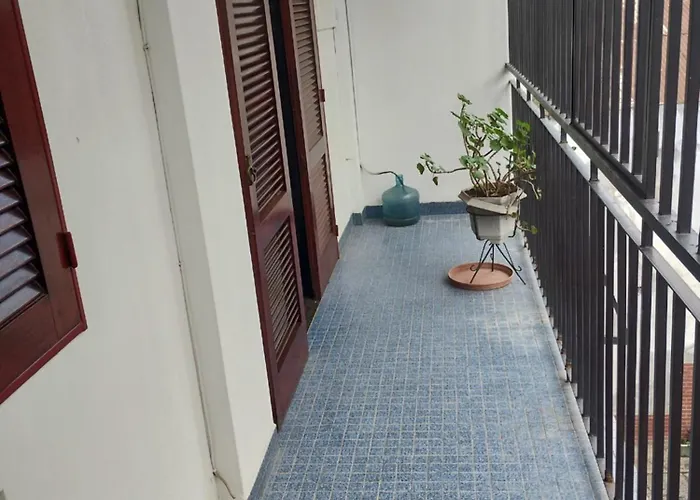 Dpto Centrico Con Estacionamiento